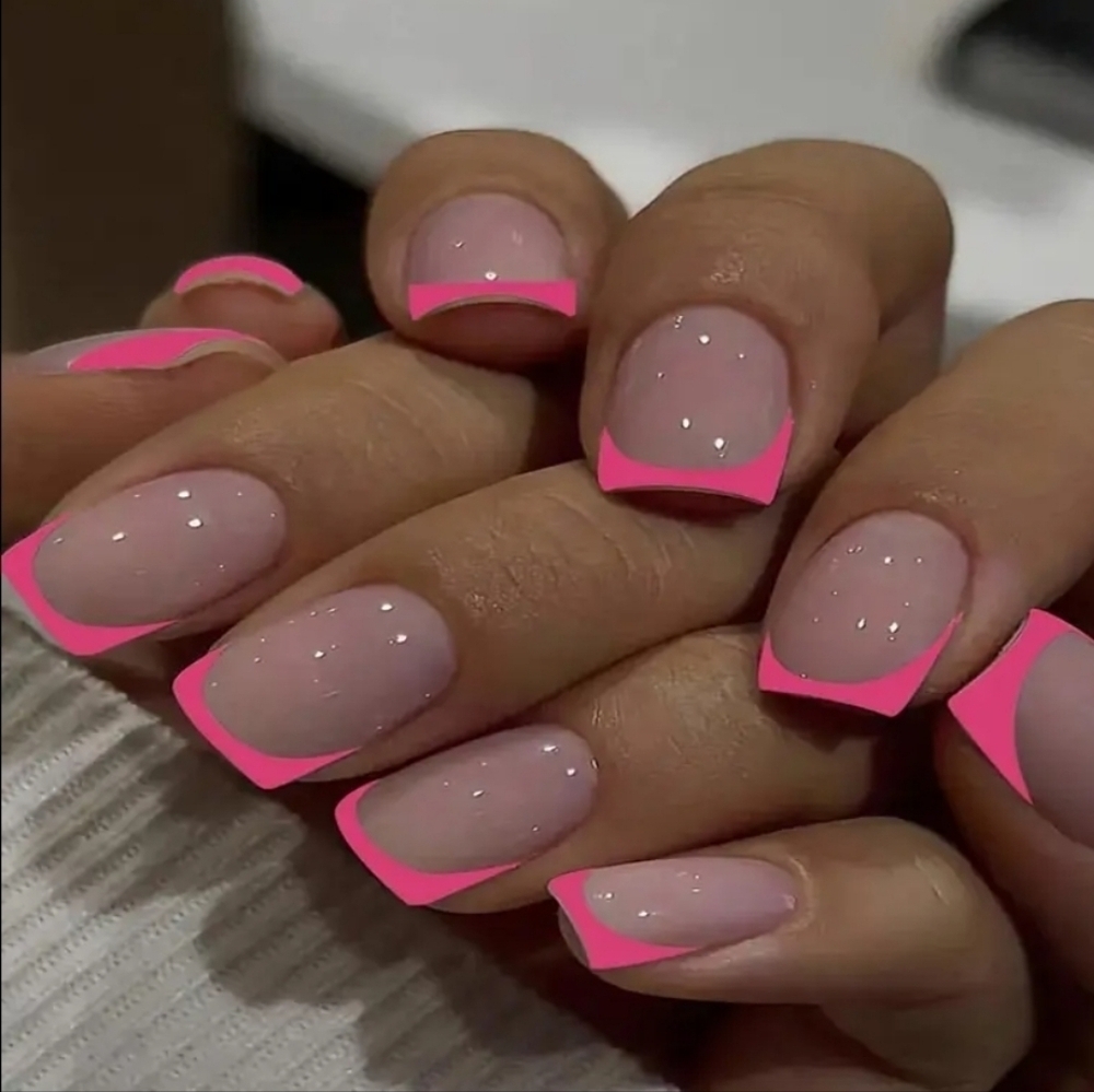 24 Pieces Fake Press On Nails